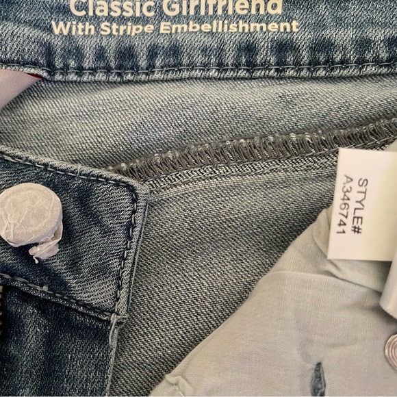 Laurie Felt Classic Girlfriend Jeans. 28” inseam and 34.5 loose waist - Picture 6 of 12